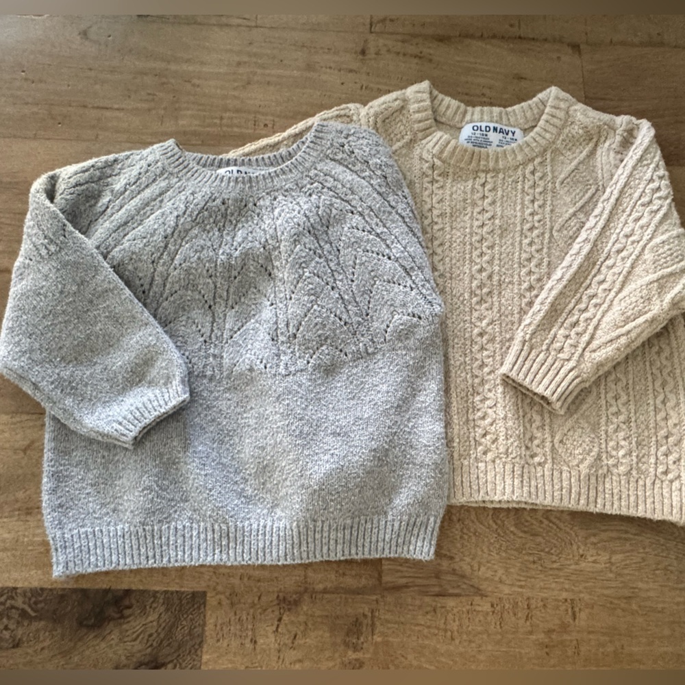 Old Navy bundle Cream gray Knit Sweater size 12 - 18 months